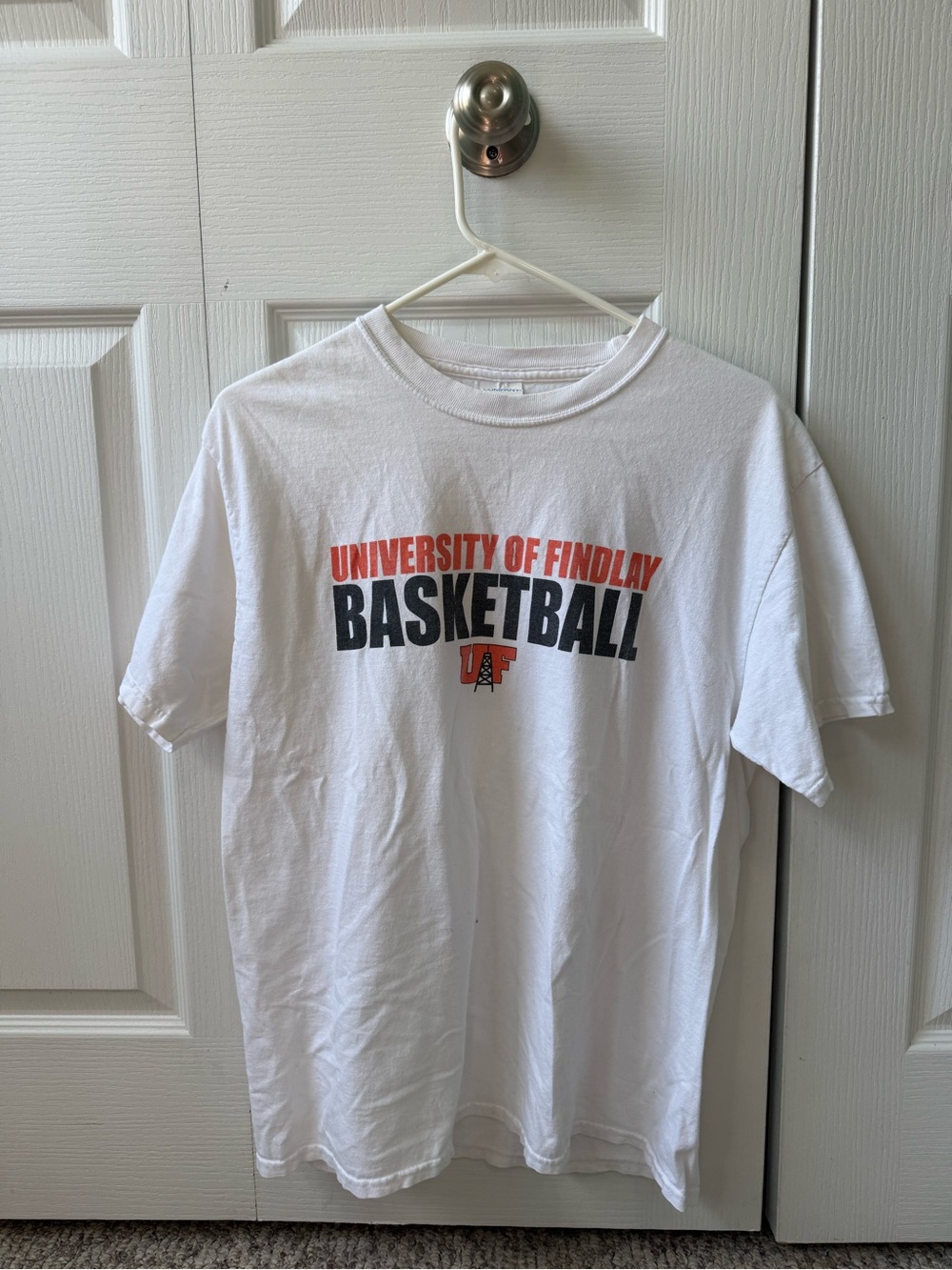University of Findlay Basketball Tee – Size M